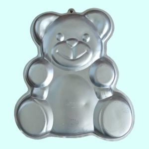 Vintage Bear 1982 Wilton Cake Pan Mold #502-3754